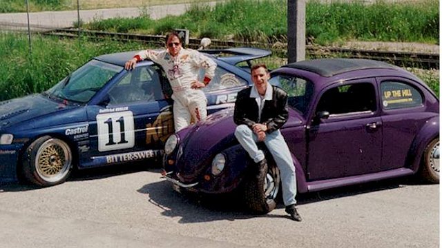 brothers.jpg - Brezel violett mit Ford Escort Cosworth (1995)