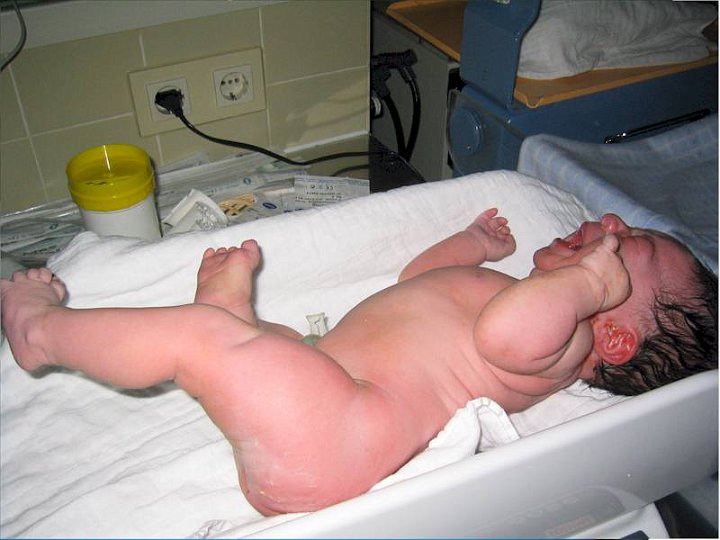 IMG3.jpg - Johanna nach der Geburt